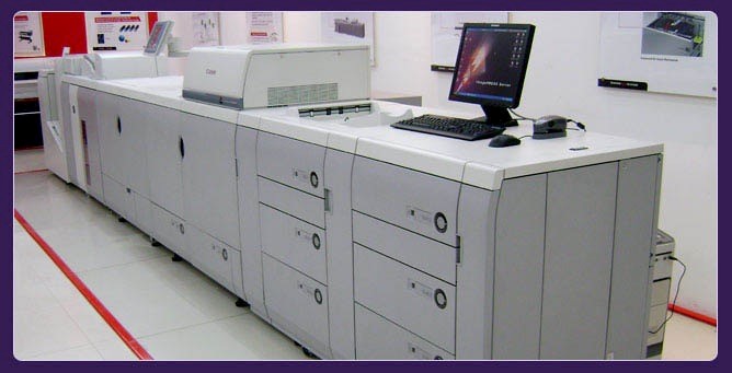 THE DIFFERENCE BETWEEN DIGITAL PRINTING AND LITHOGRAPHIC PRINTING